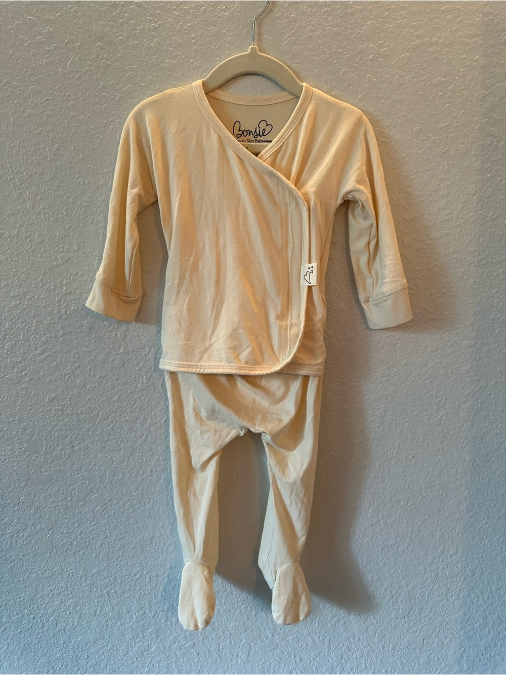 Bonsie // *non toxic* Skin to Skin Wrap-Front Baby Pajama Set - Oat